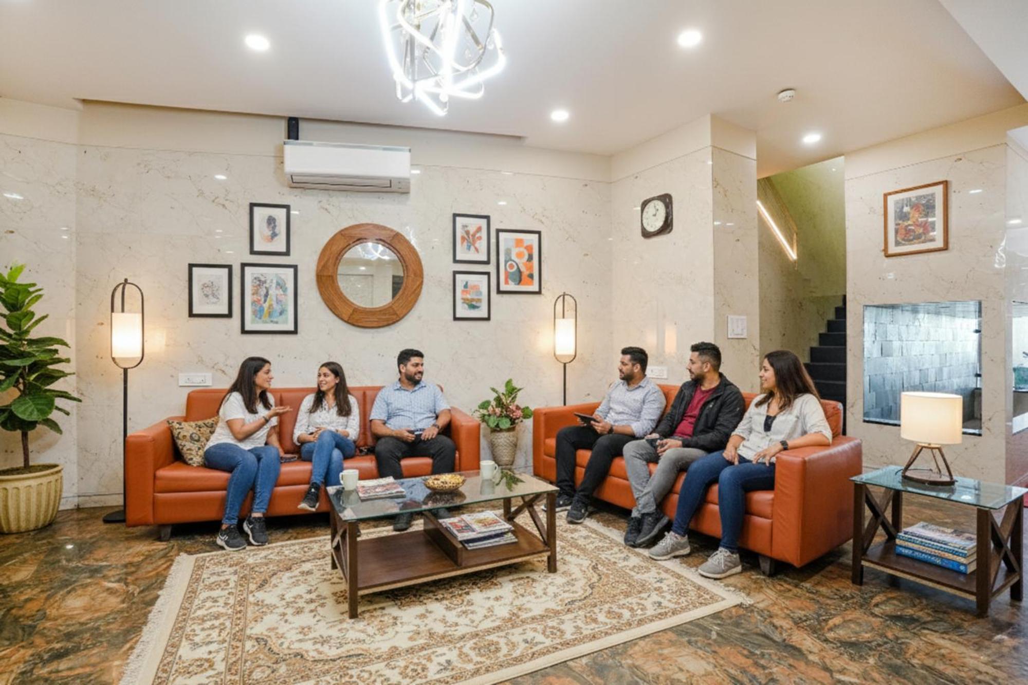 Fabhotel Vertigo Suites — Photos 2